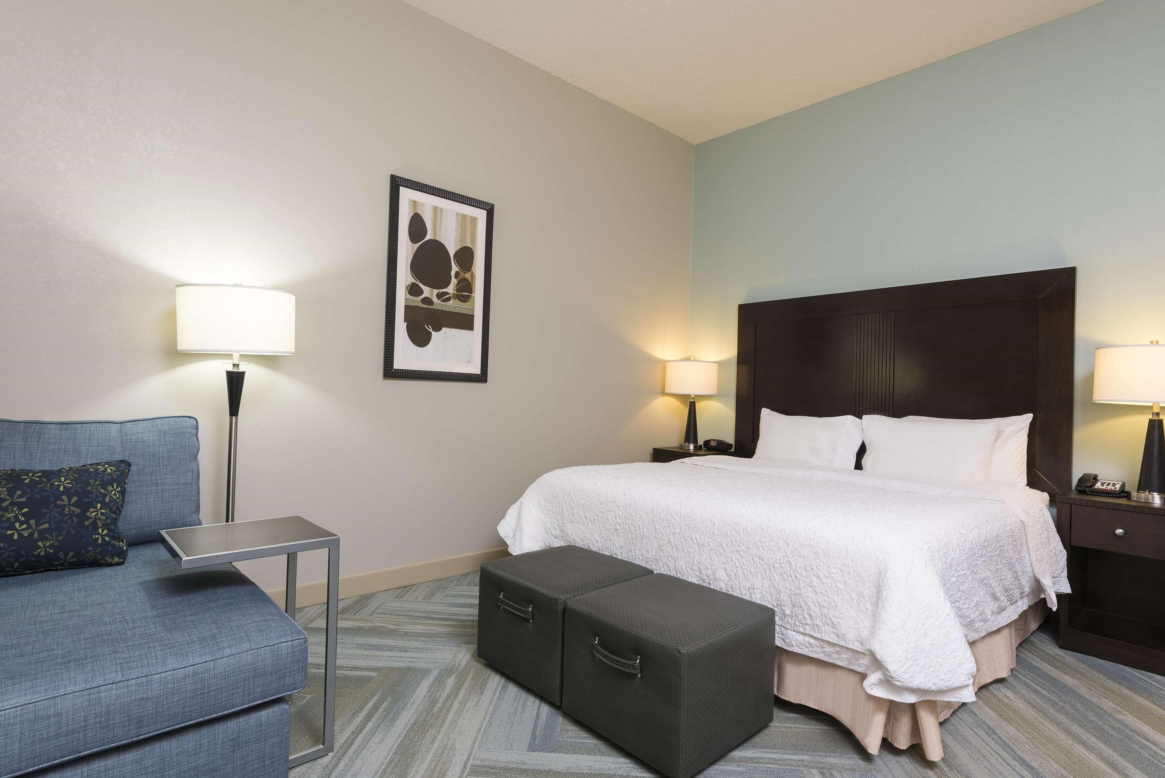 Hampton Inn Detroit Roseville Clinton Township Экстерьер фото