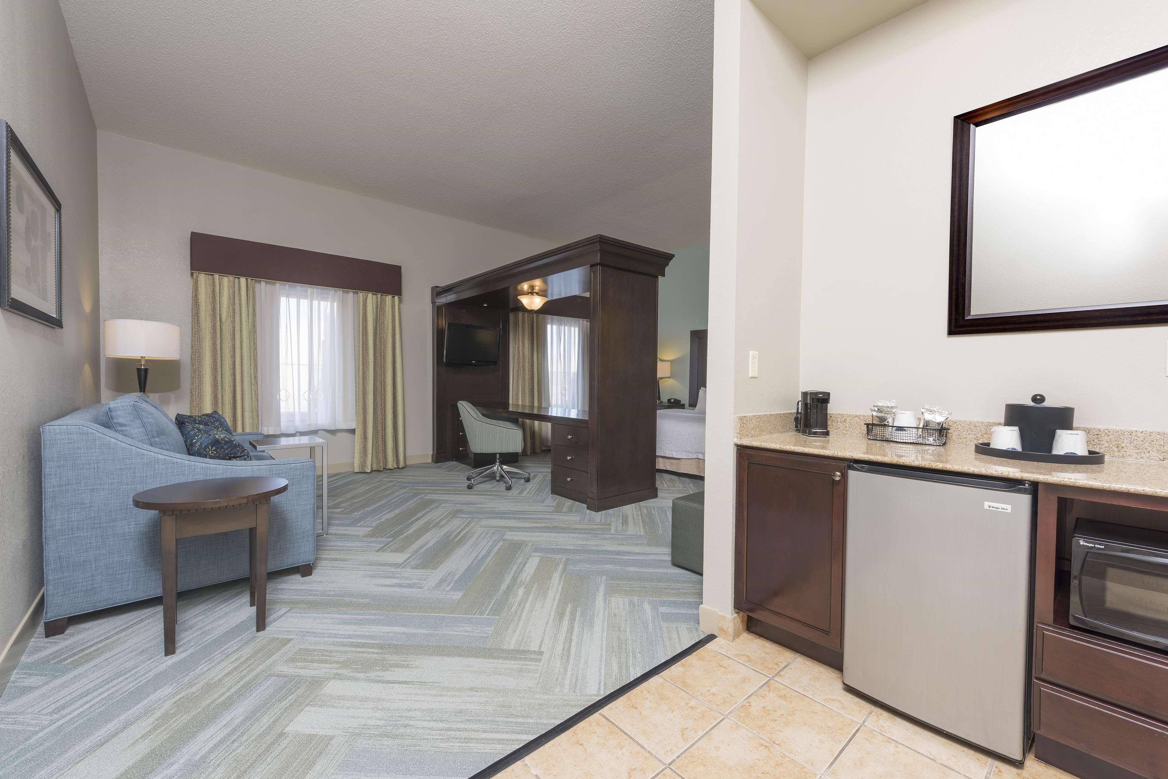 Hampton Inn Detroit Roseville Clinton Township Экстерьер фото