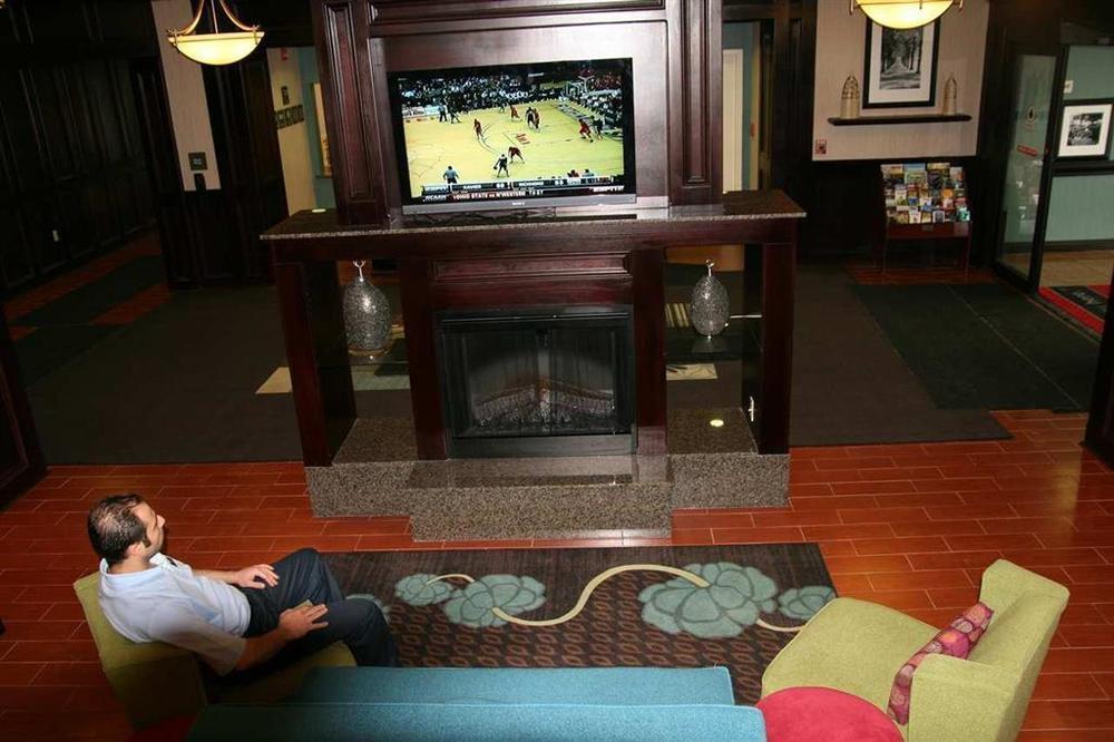 Hampton Inn Detroit Roseville Clinton Township Интерьер фото